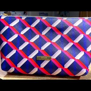 🌸Trina Turk Medium Cosmetic Bag NWT Blue + Pink🌸